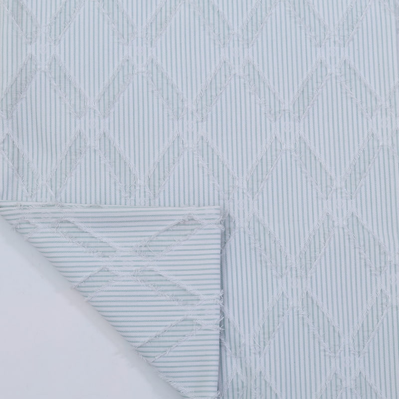 Mélange moléculaire polyester-coton, mécanique de traction et dynamique de transport de l'humidité des tissus techniques TC et CVC